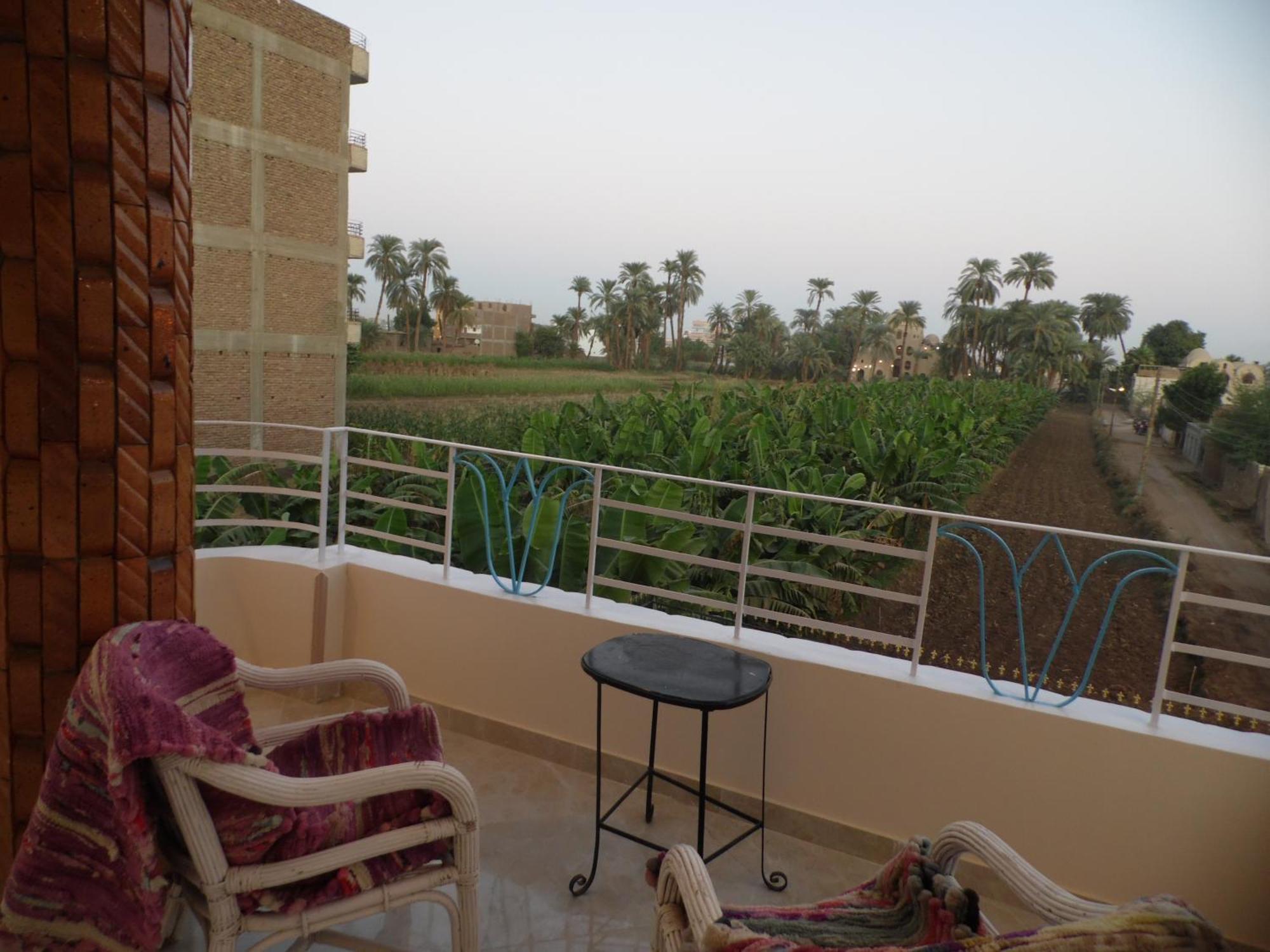Apartamento Nour House Luxor Exterior foto