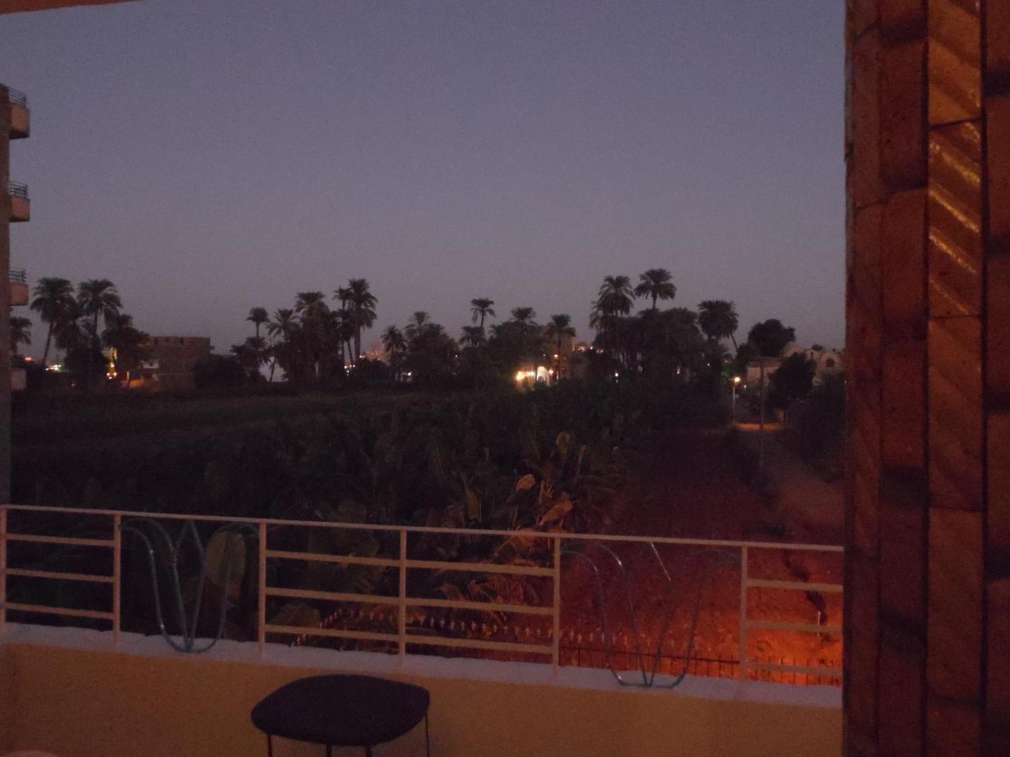 Apartamento Nour House Luxor Exterior foto